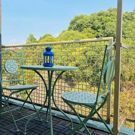Апартаменты Station -mansarda In Posizione Strategica, Vista Panoramica, Letto King Size E Clima